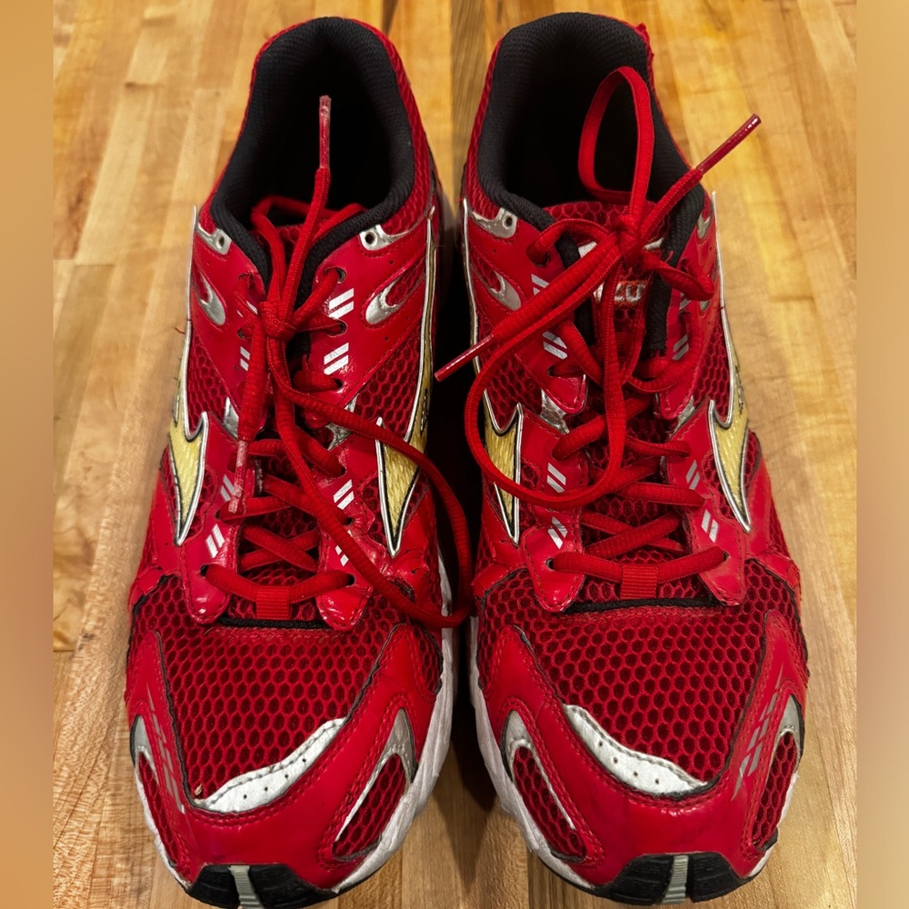 Mizuno X10 Men’s Running Shoe